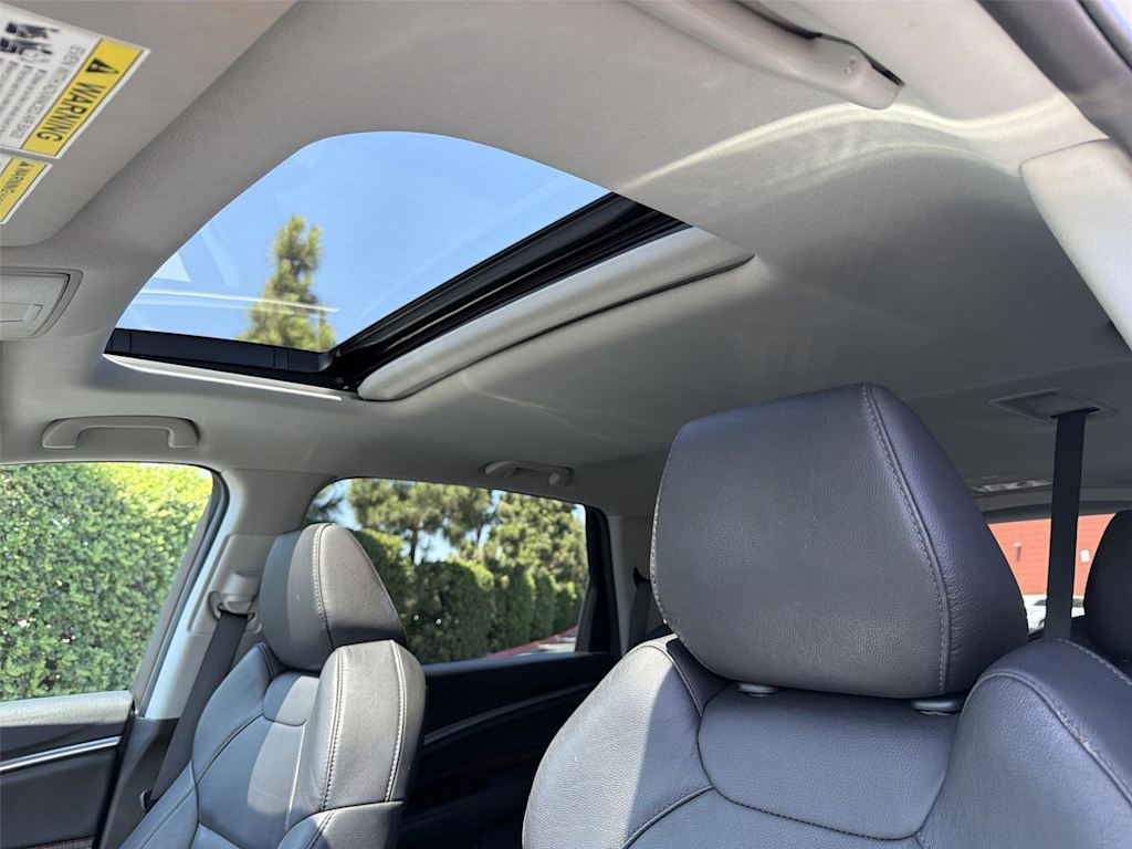 Thumbnail: 2018 Acura MDX - 32