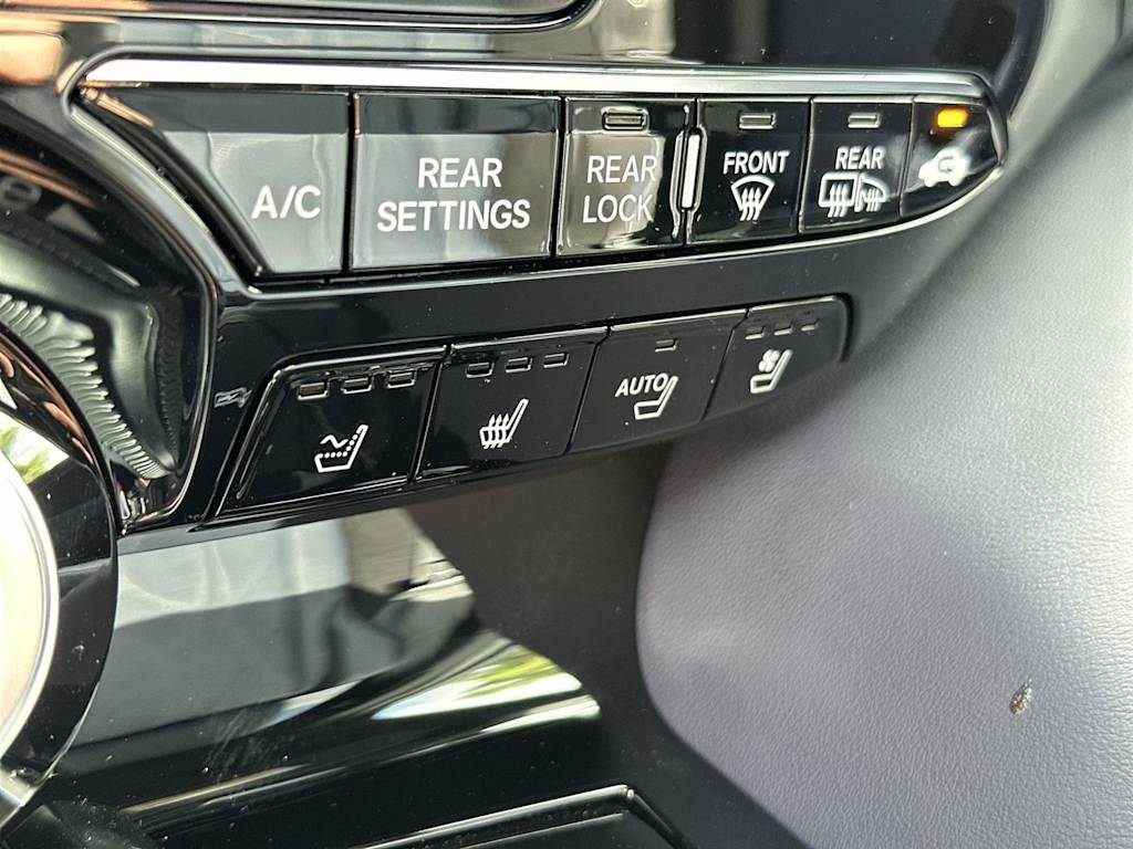 Thumbnail: 2026 Acura MDX - 26