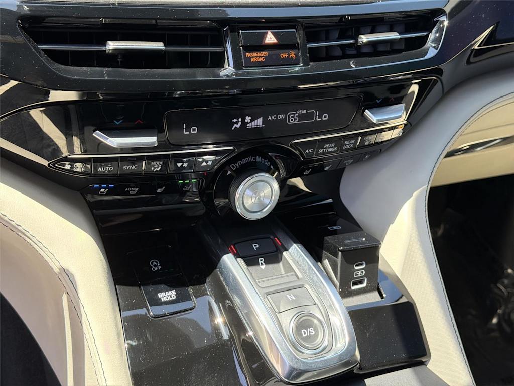Thumbnail: 2025 Acura MDX - 30