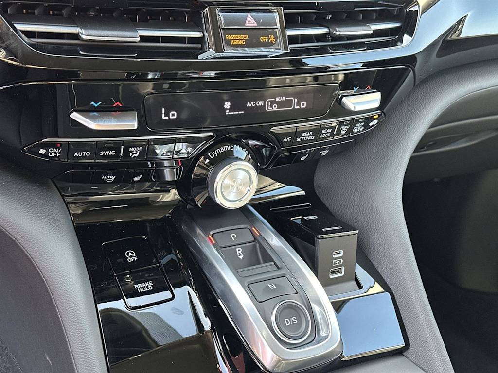 Thumbnail: 2025 Acura MDX - 26