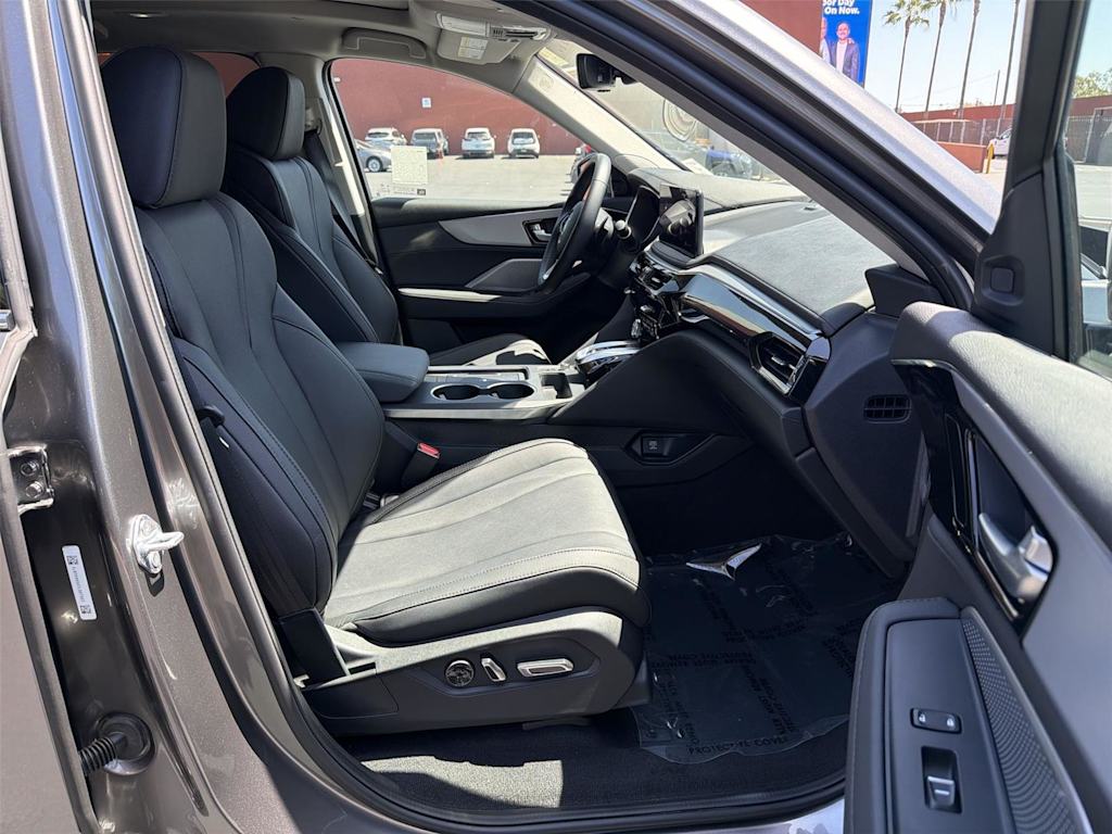Thumbnail: 2026 Acura MDX - 12