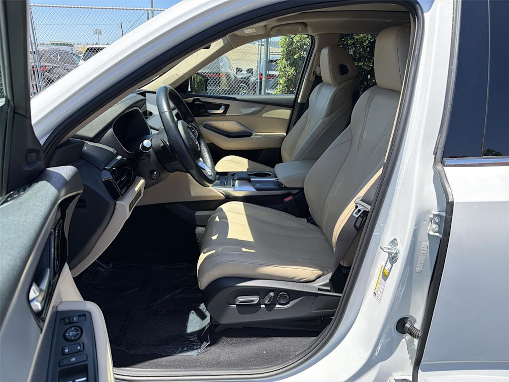 Thumbnail: 2022 Acura MDX - 11