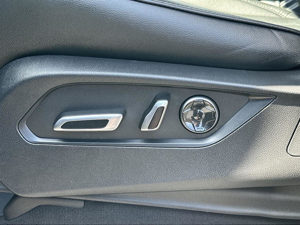 2022 Acura MDX Base 22