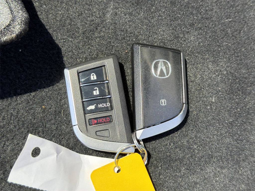 Thumbnail: 2023 Acura MDX - 19