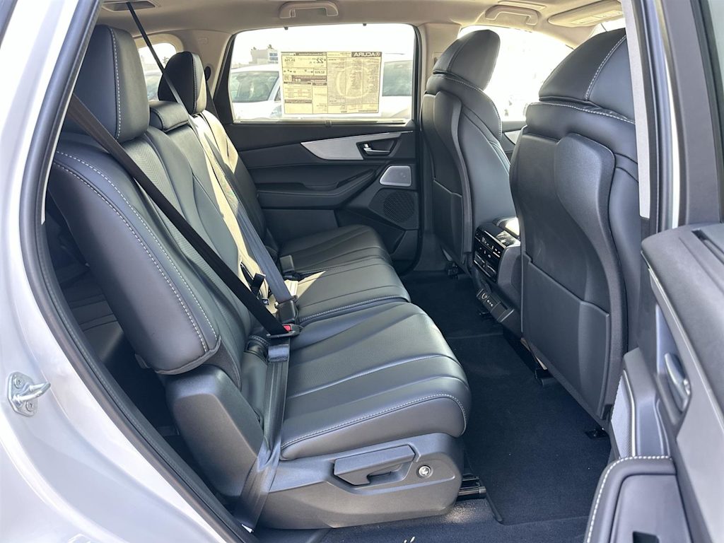 Thumbnail: 2026 Acura MDX - 12