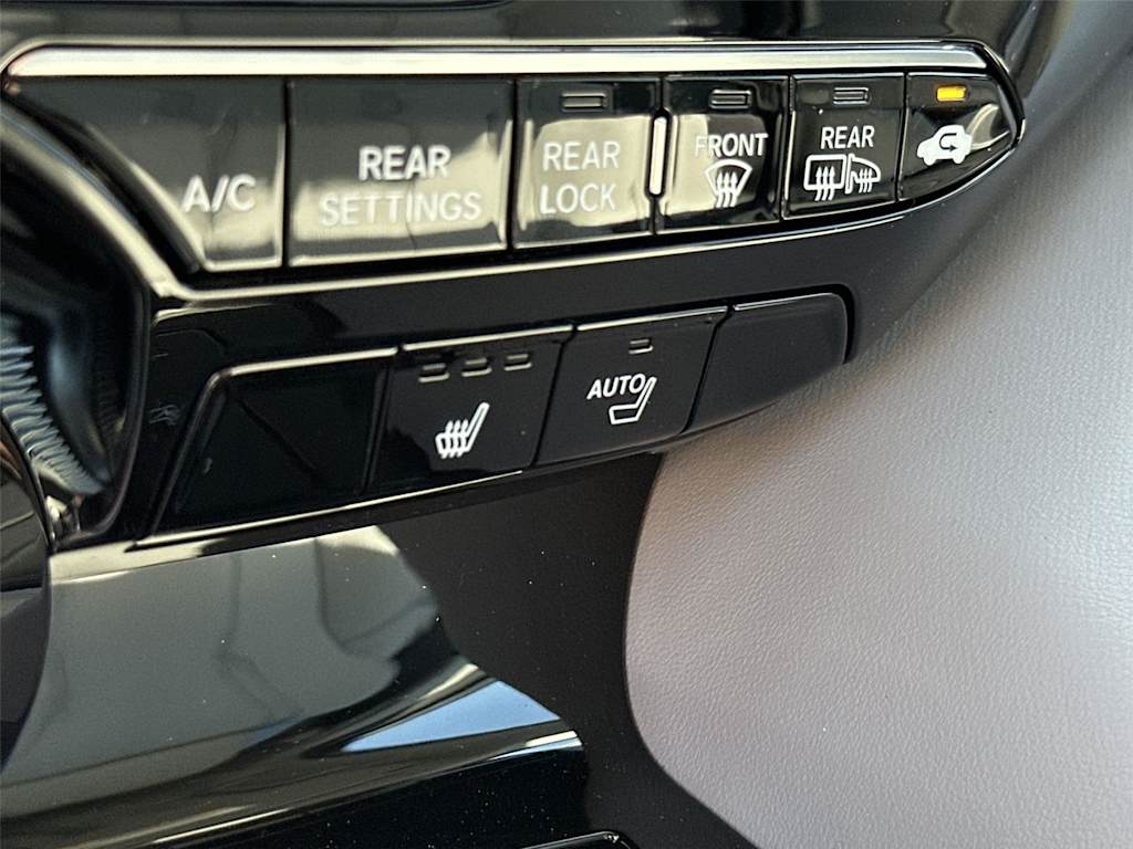 Thumbnail: 2026 Acura MDX - 25