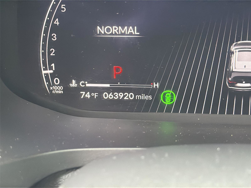 Thumbnail: 2023 Acura MDX - 18
