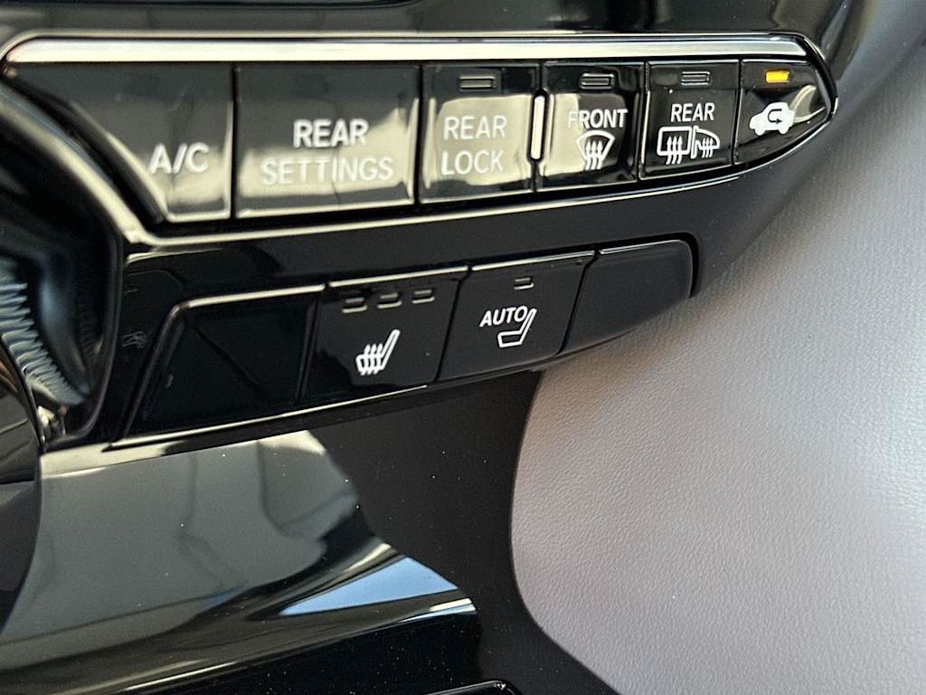 Thumbnail: 2026 Acura MDX - 25