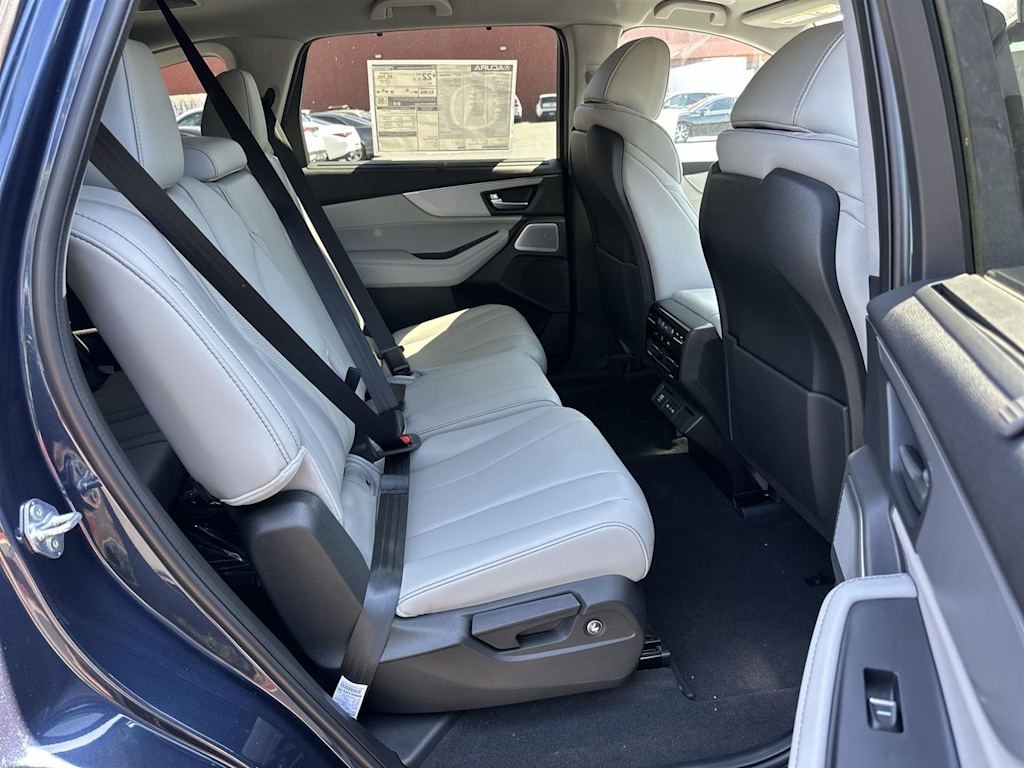 Thumbnail: 2026 Acura MDX - 12