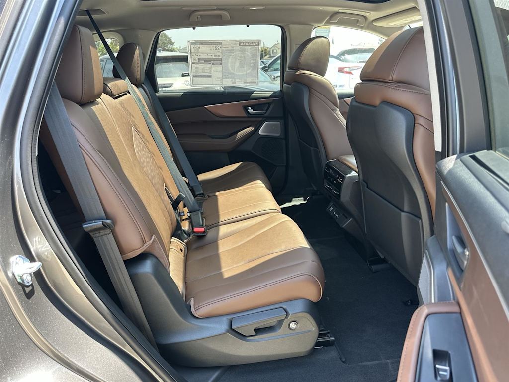 Thumbnail: 2026 Acura MDX - 12