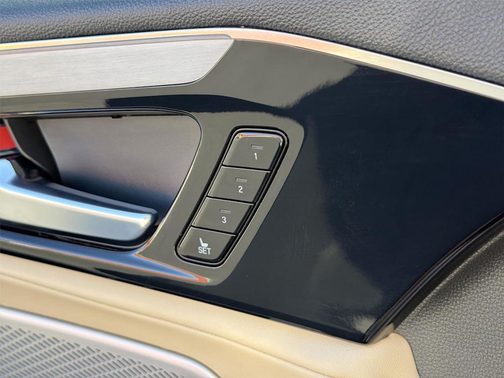 Thumbnail: 2024 Acura MDX - 32