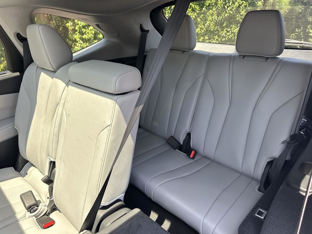 Thumbnail: 2026 Acura MDX - 31