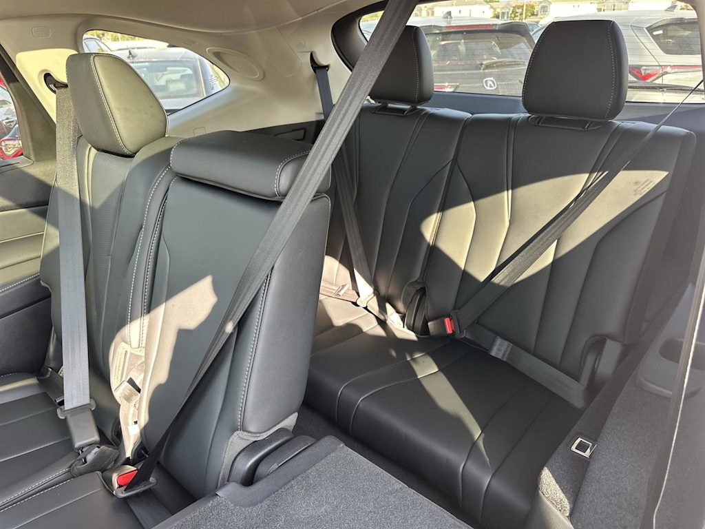 Thumbnail: 2026 Acura MDX - 31