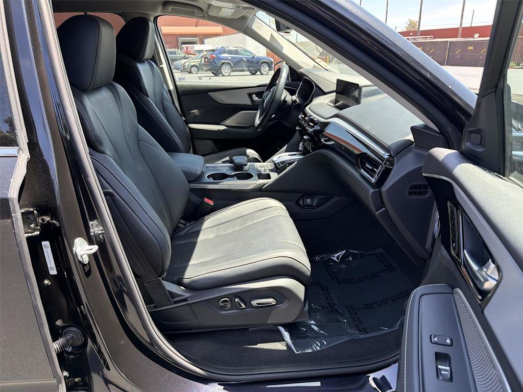 Thumbnail: 2023 Acura MDX - 12