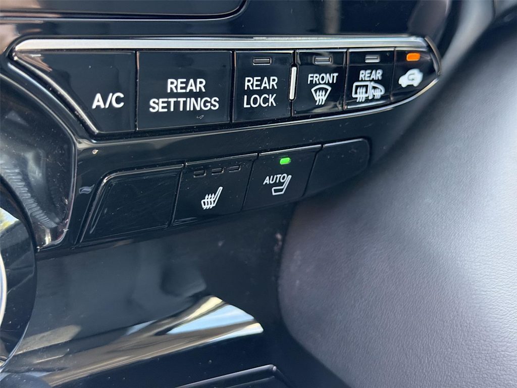 Thumbnail: 2023 Acura MDX - 29