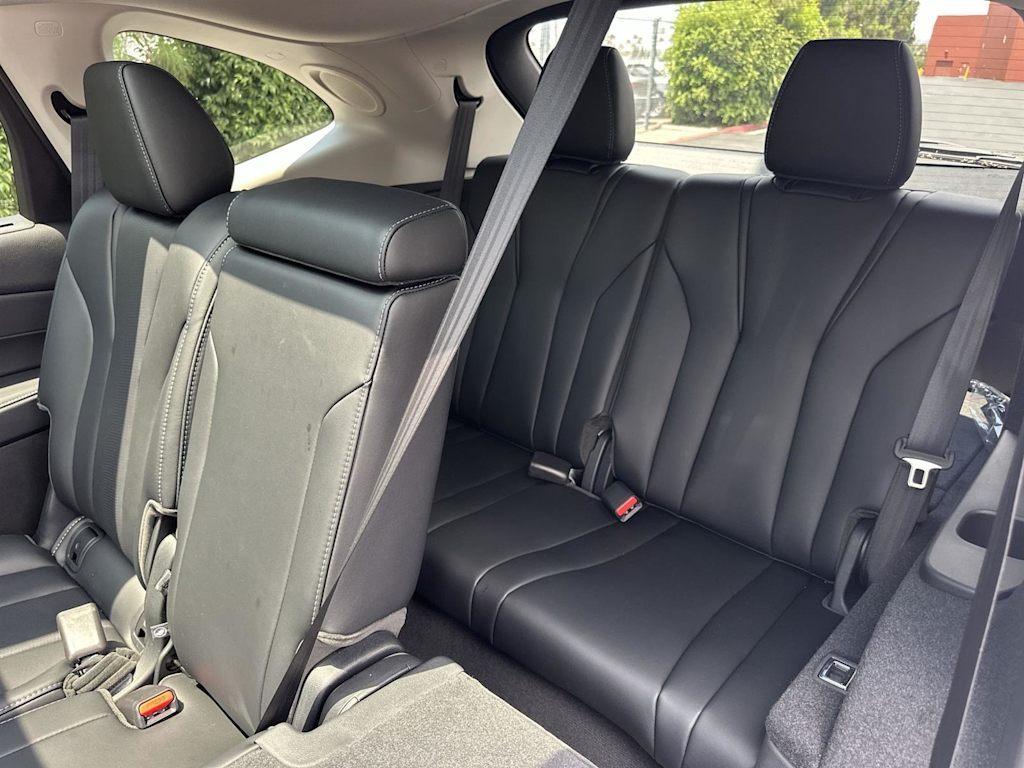 Thumbnail: 2026 Acura MDX - 32