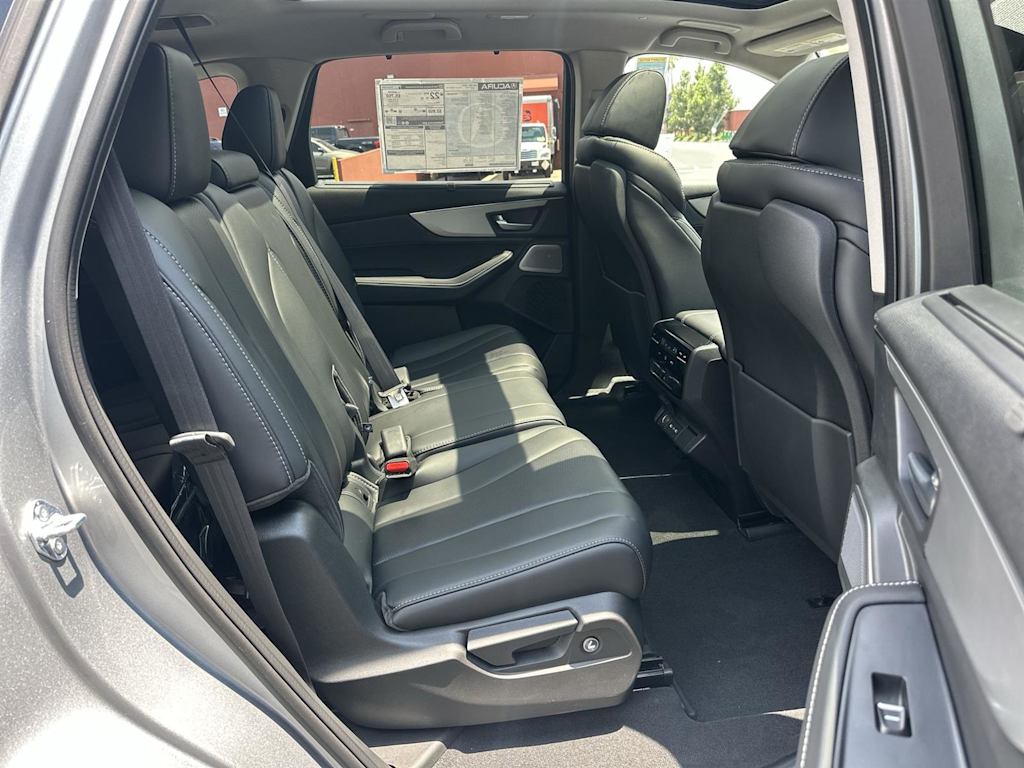 Thumbnail: 2026 Acura MDX - 13