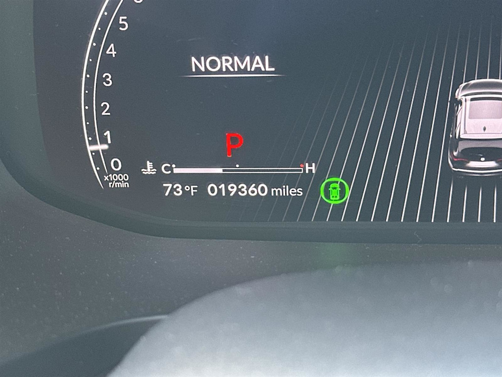 Thumbnail: 2023 Acura MDX - 18