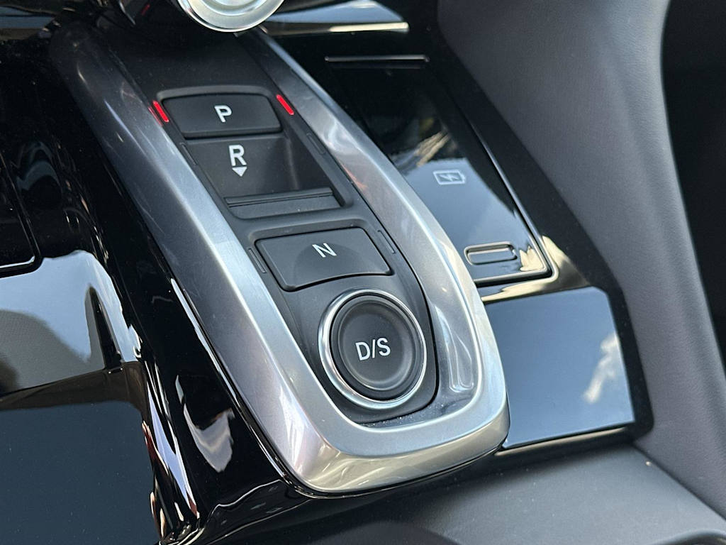 Thumbnail: 2023 Acura MDX - 17