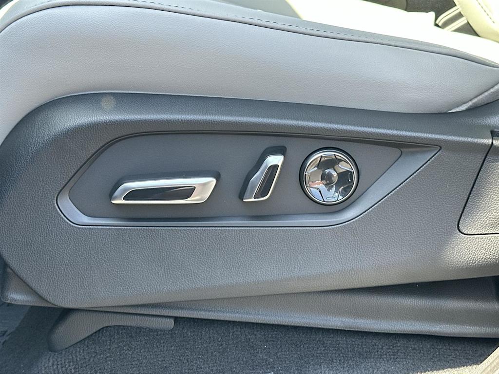 Thumbnail: 2026 Acura MDX - 22