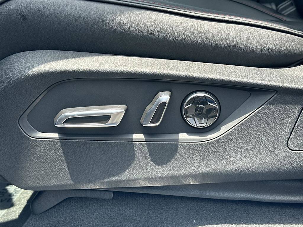 Thumbnail: 2026 Acura MDX - 24