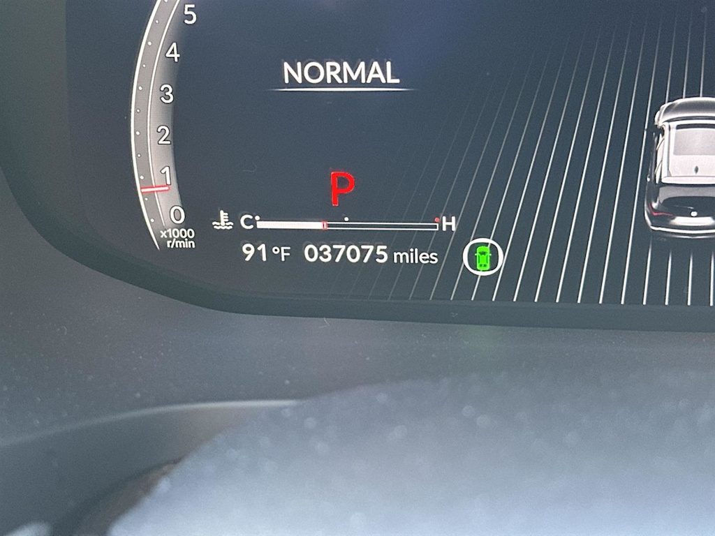 Thumbnail: 2023 Acura MDX - 18