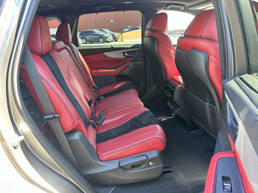 Thumbnail: 2023 Acura MDX - 13