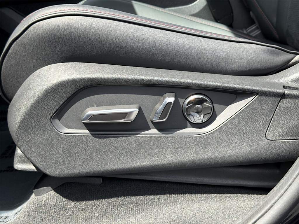 Thumbnail: 2025 Acura MDX - 23