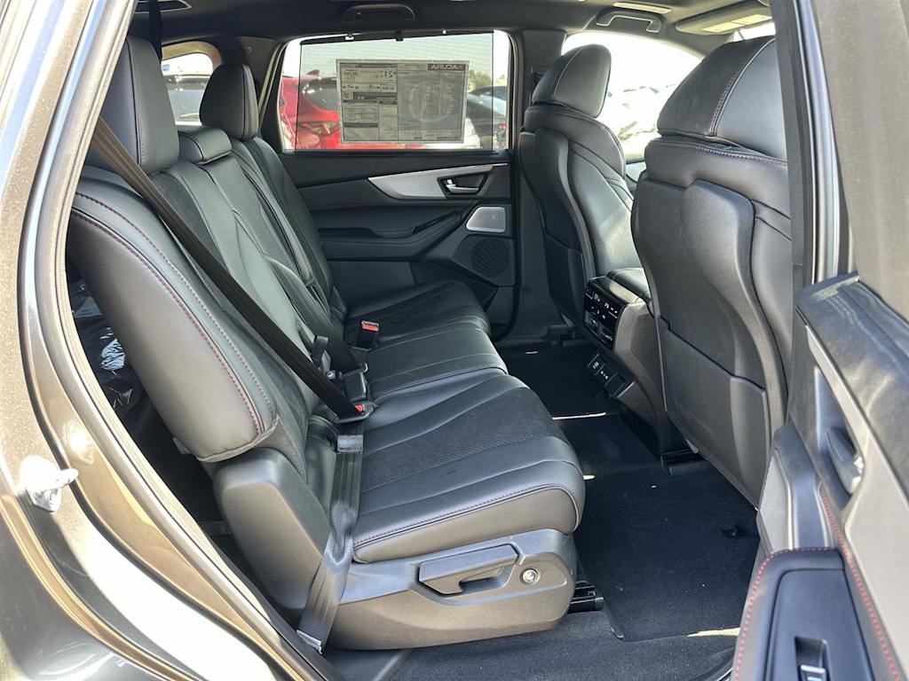 Thumbnail: 2026 Acura MDX - 12