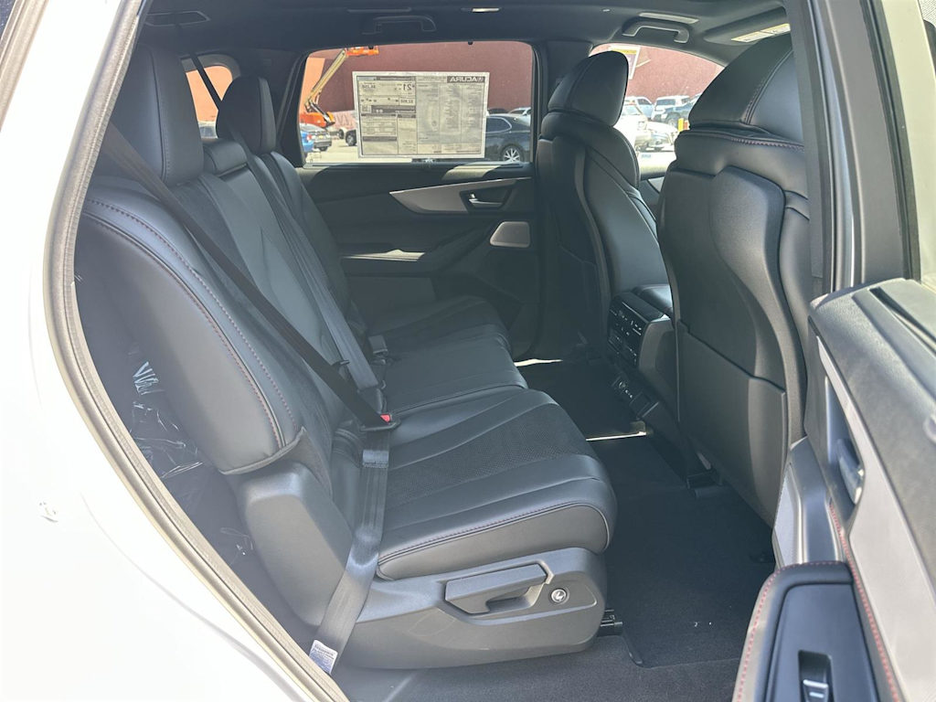 Thumbnail: 2026 Acura MDX - 12