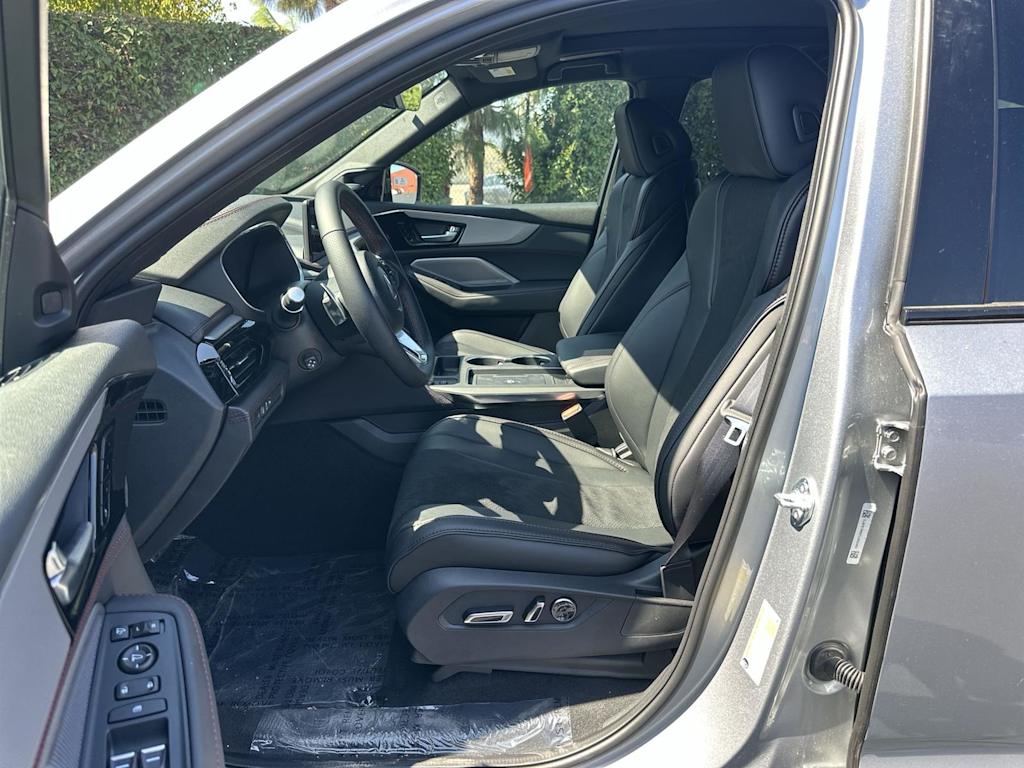 Thumbnail: 2026 Acura MDX - 11