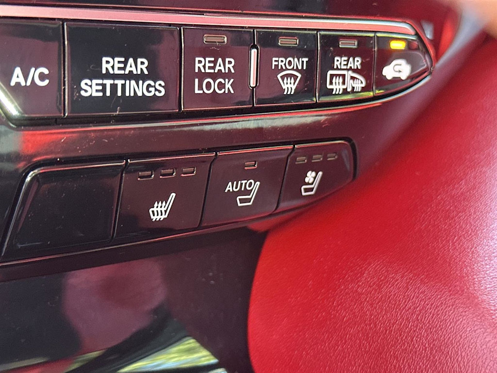 2025 Acura MDX Base 26
