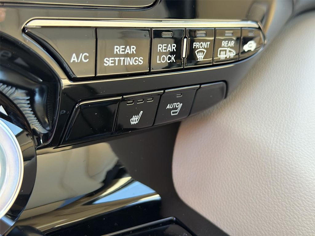 Thumbnail: 2026 Acura MDX - 20