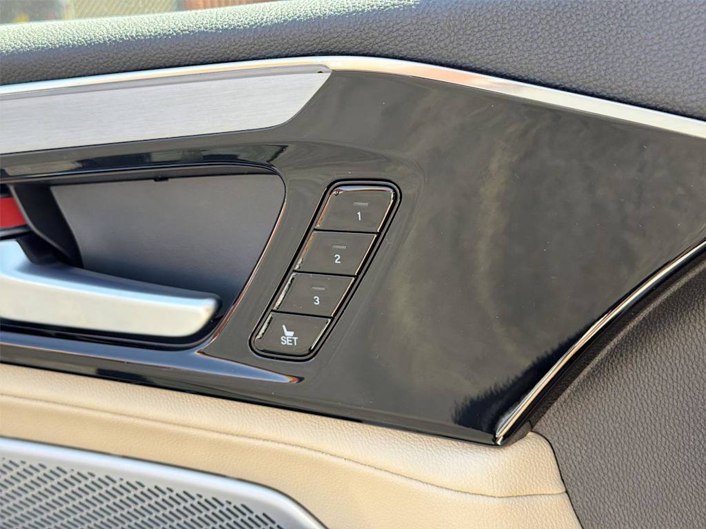 Thumbnail: 2026 Acura MDX - 32