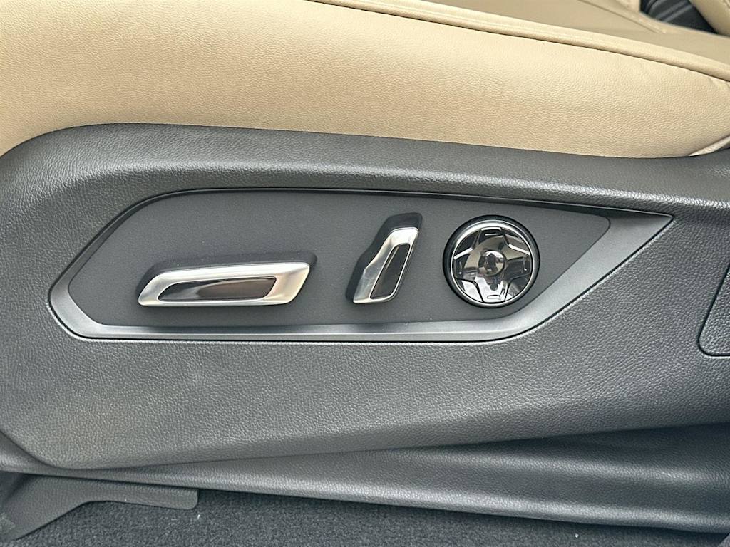 Thumbnail: 2026 Acura MDX - 23