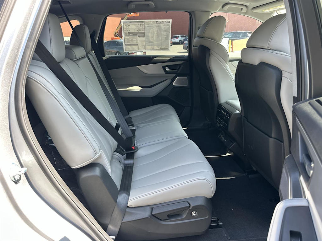 Thumbnail: 2026 Acura MDX - 12