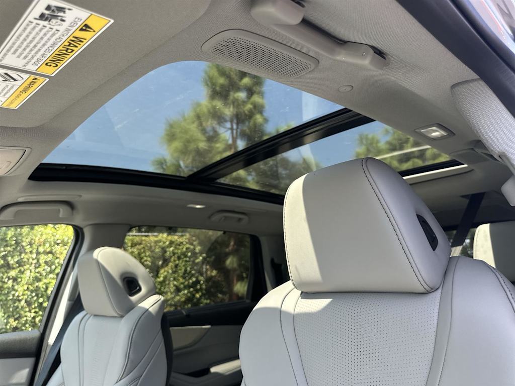 Thumbnail: 2026 Acura MDX - 30