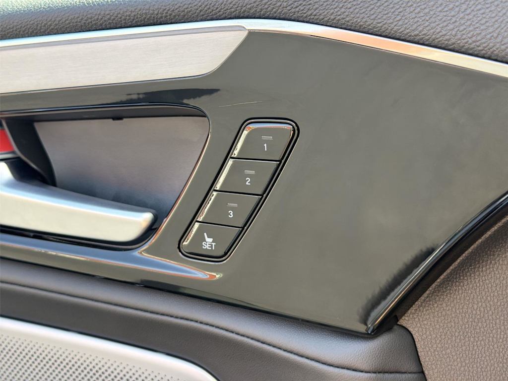 Thumbnail: 2026 Acura MDX - 33