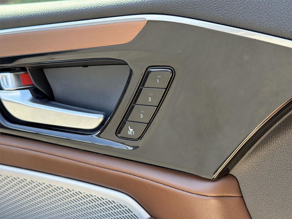 Thumbnail: 2024 Acura MDX - 32