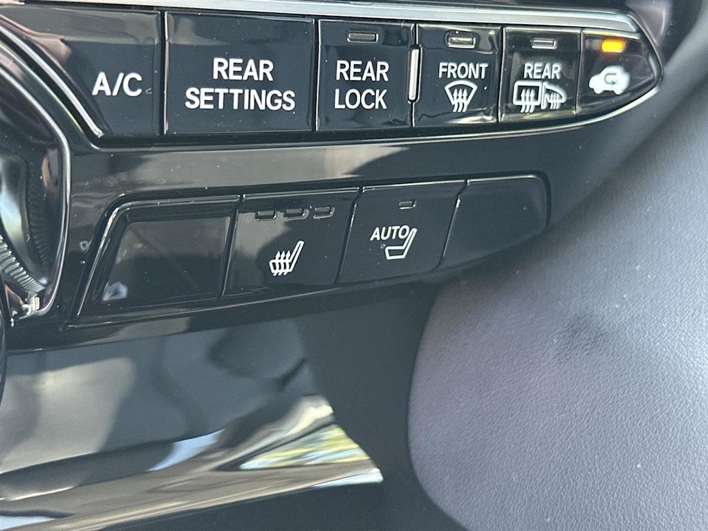 Thumbnail: 2025 Acura MDX - 26