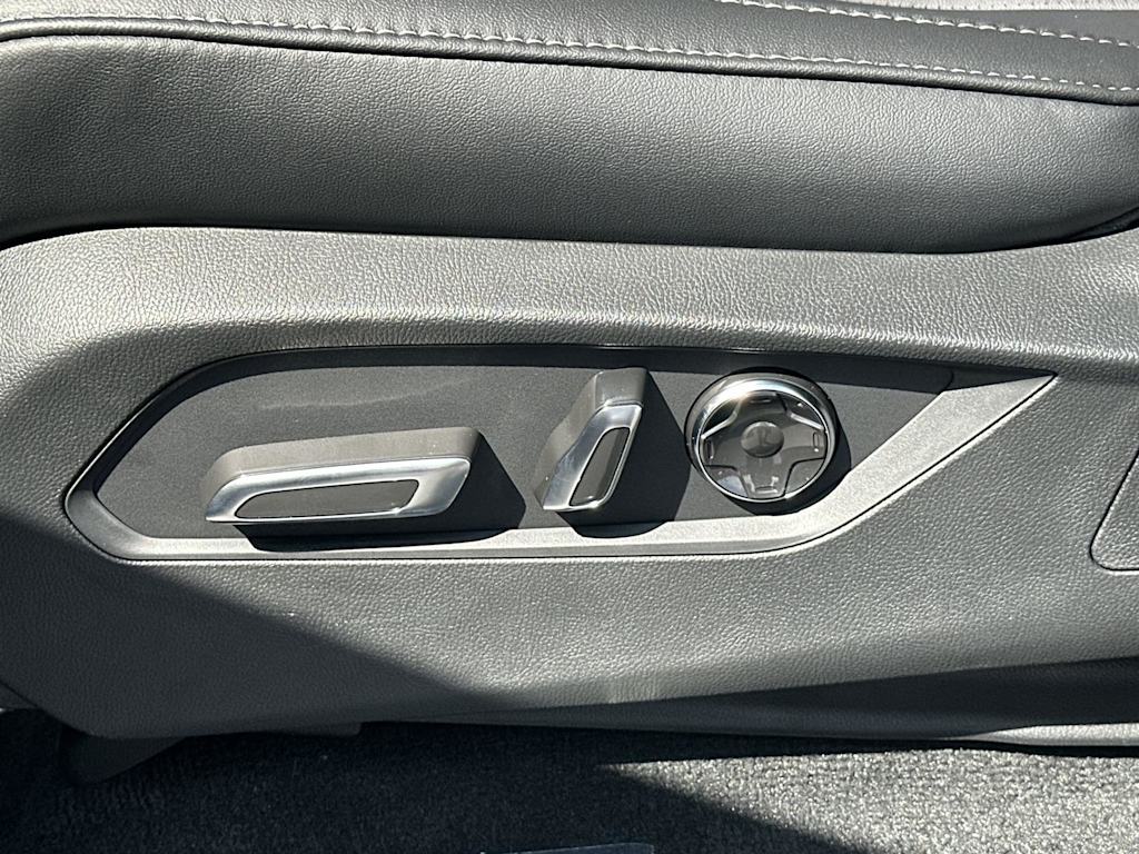 Thumbnail: 2026 Acura MDX - 23