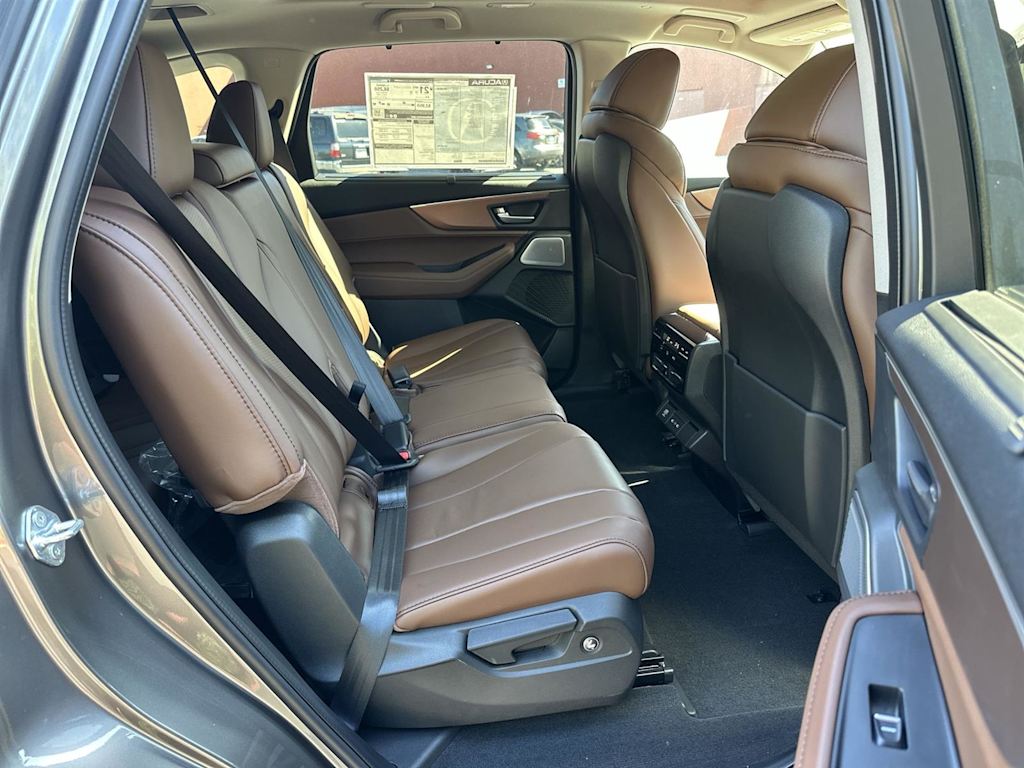 Thumbnail: 2026 Acura MDX - 12