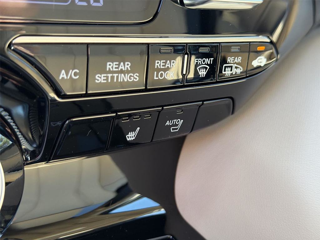 Thumbnail: 2026 Acura MDX - 26