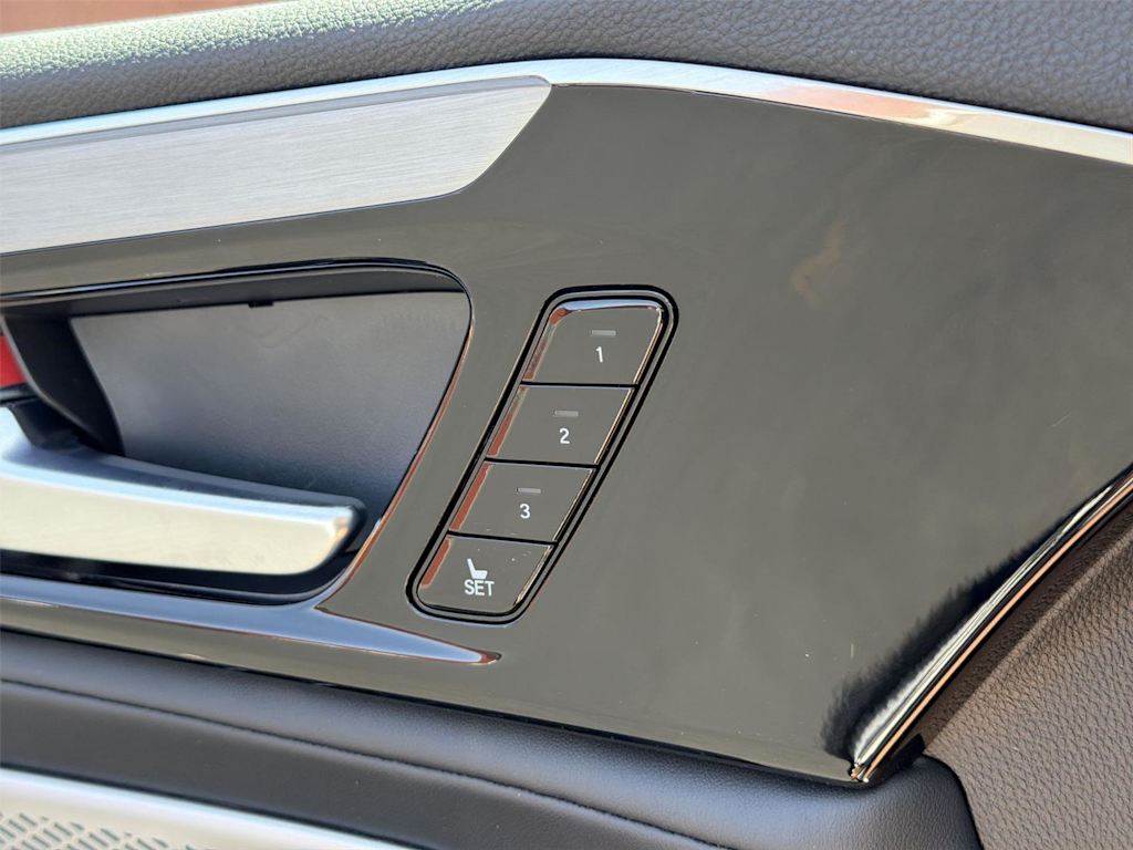 Thumbnail: 2024 Acura MDX - 32