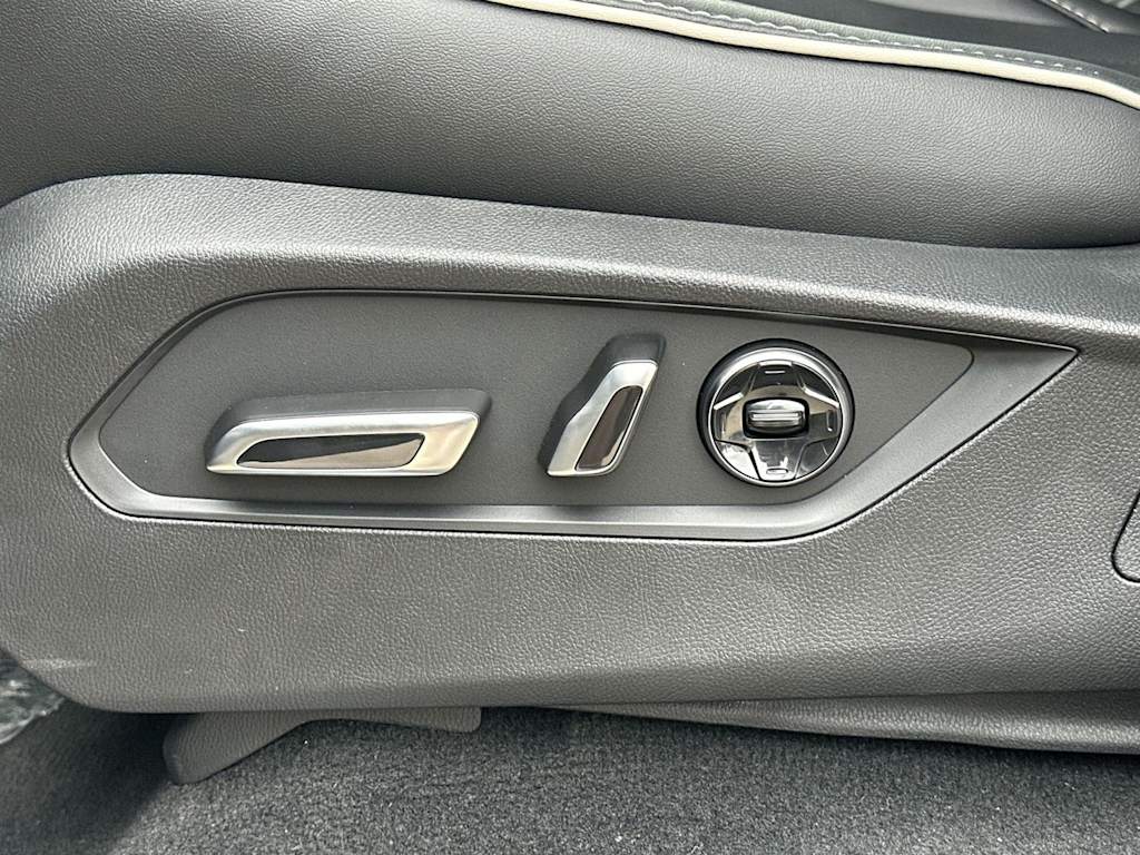 Thumbnail: 2026 Acura MDX - 23