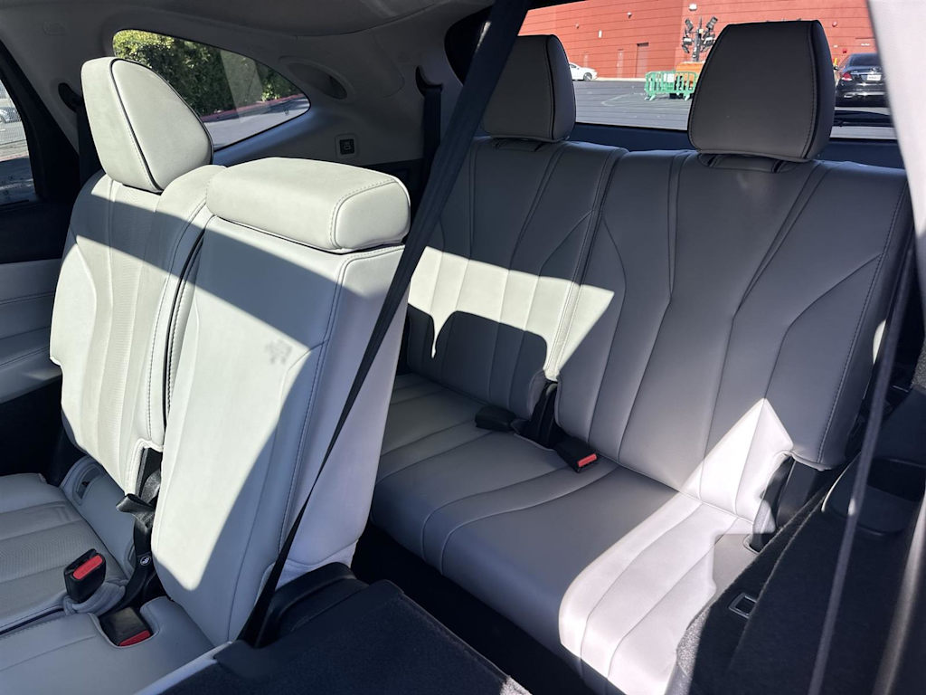 Thumbnail: 2022 Acura MDX - 35