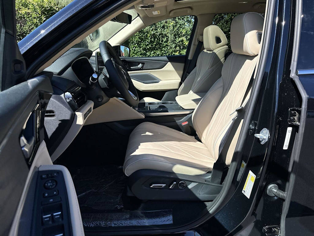 Thumbnail: 2025 Acura MDX - 11