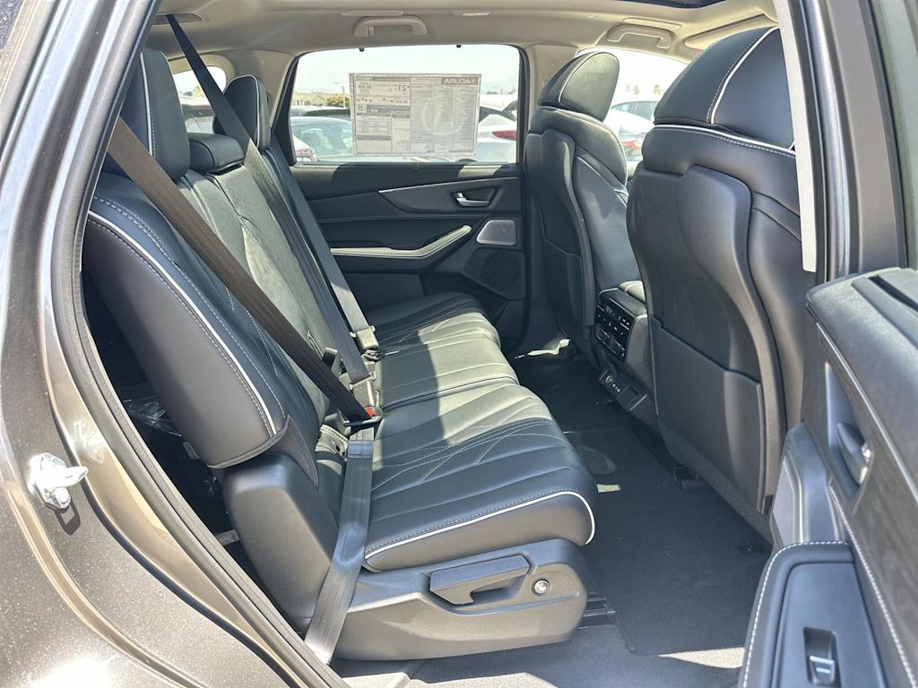 Thumbnail: 2026 Acura MDX - 13