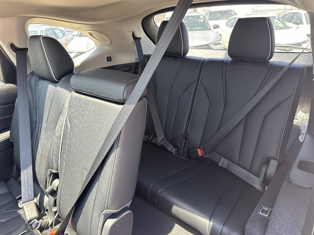 Thumbnail: 2026 Acura MDX - 32