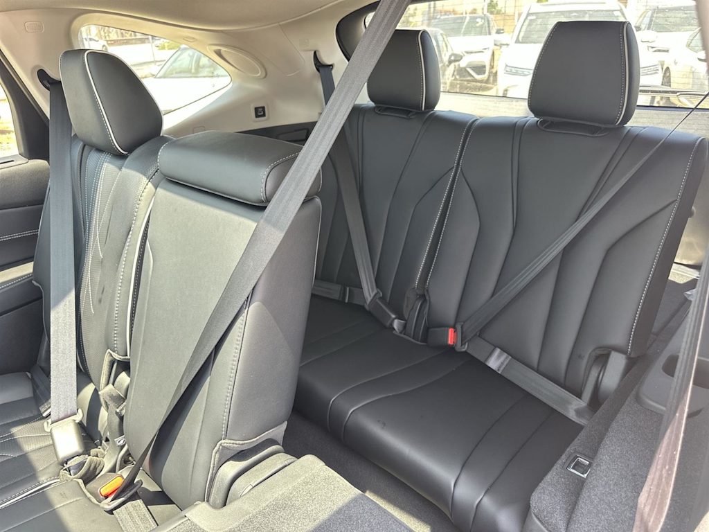 Thumbnail: 2026 Acura MDX - 32